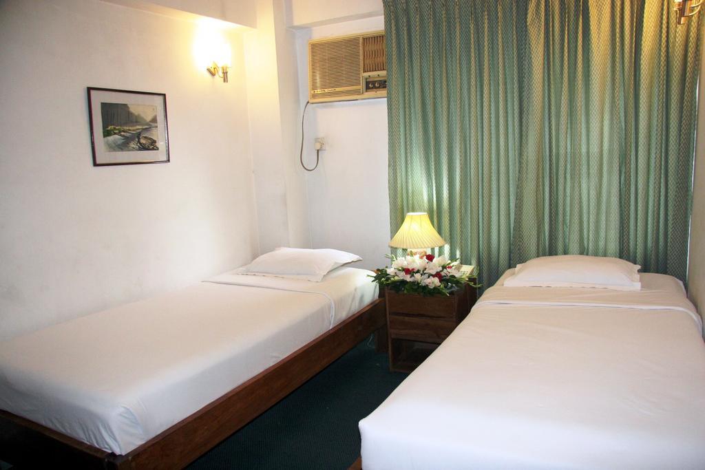 White House Hotel - City Center ธากา ภายนอก รูปภาพ