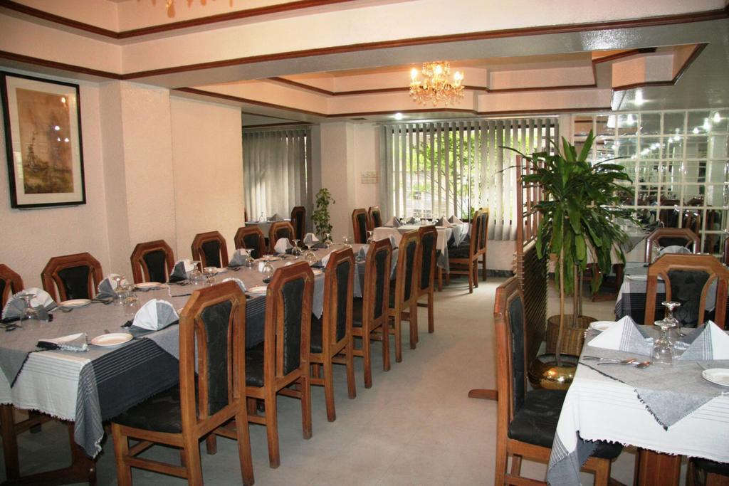 White House Hotel - City Center ธากา ภายนอก รูปภาพ